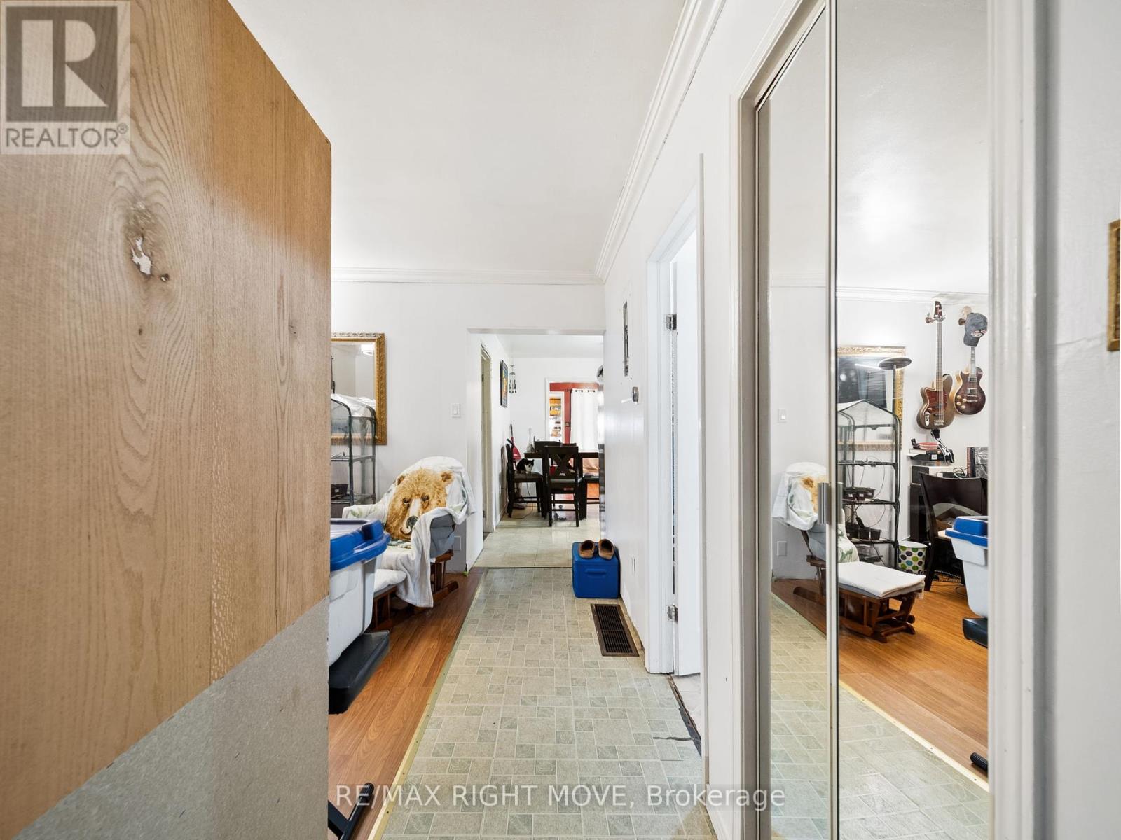 Property at 122 ELGIN STREET image 3