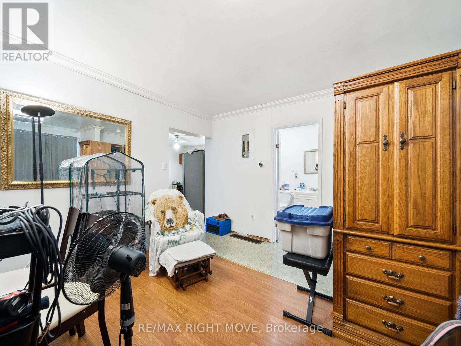 Property at 122 ELGIN STREET image 5