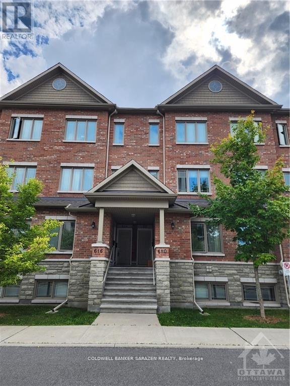 Property at 612 DANACA PRIVATE image 1