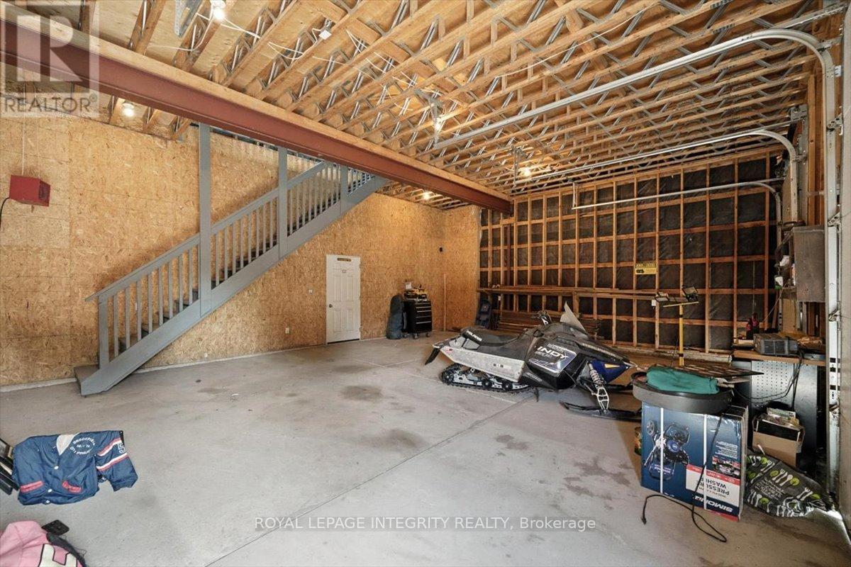 2365 Ashton Station Road, Ottawa, Ontario  K0A 1B0 - Photo 36 - X12263784