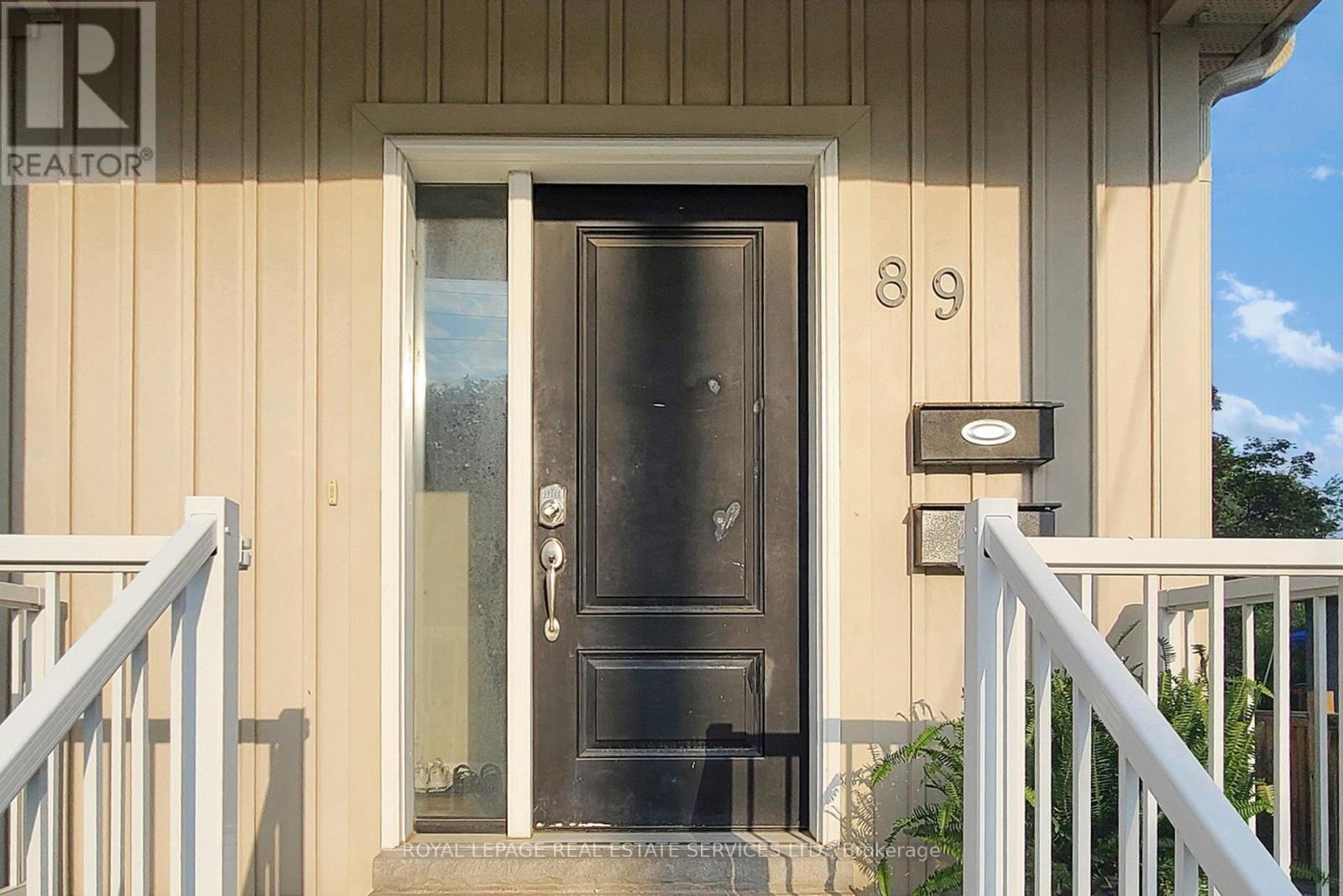 Property at 89 LOUTH STREET image 3