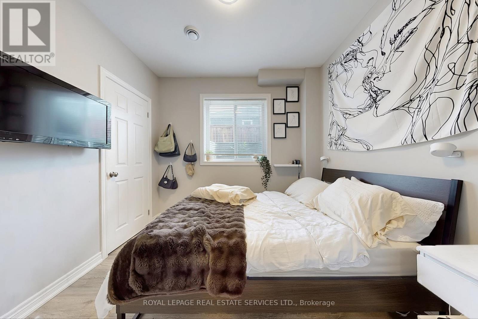 89 Louth Street, St. Catharines, Ontario  L2S 2T7 - Photo 22 - X12260180