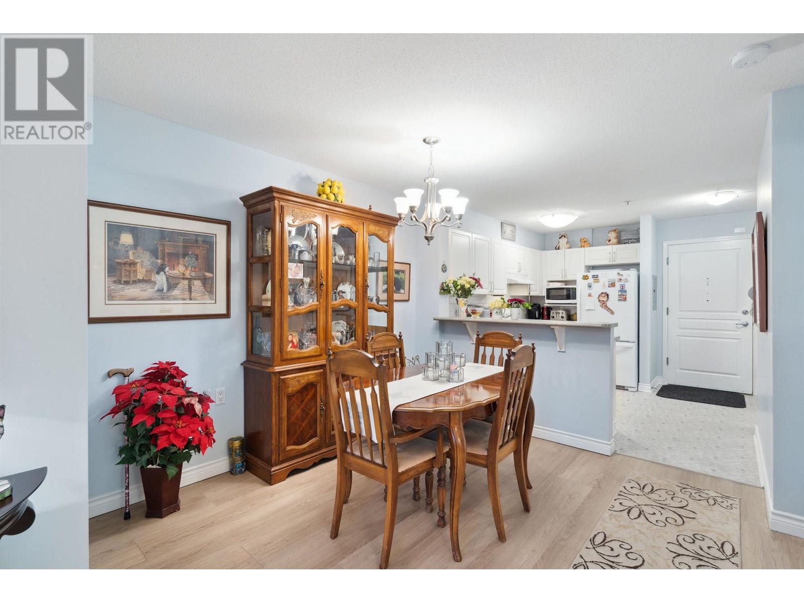 202 960 Lynn Valley Road, North Vancouver, British Columbia  V7J 3V6 - Photo 7 - R3023079