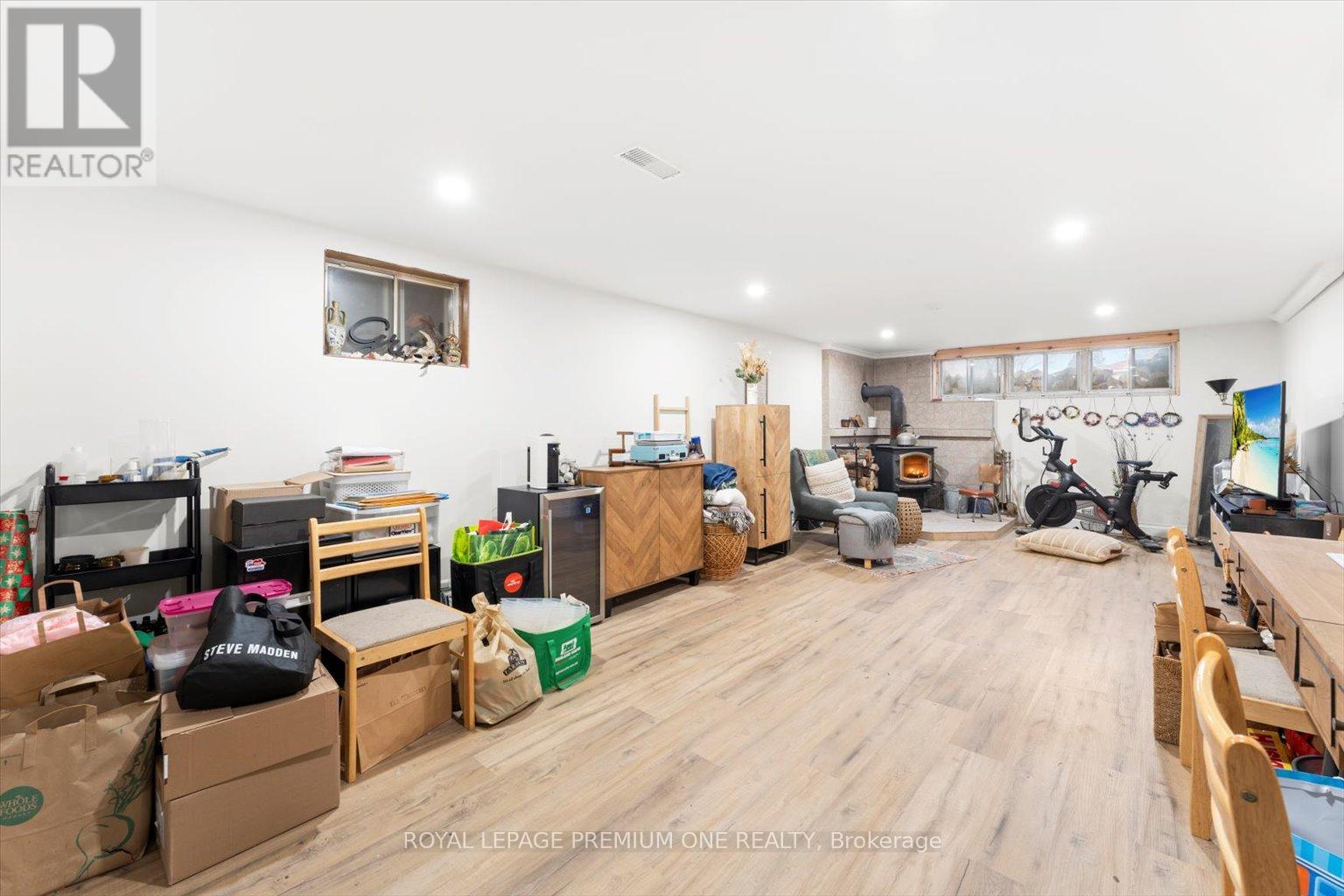 7 North Heights Road, Toronto, Ontario  M9B 2T2 - Photo 15 - W12263341