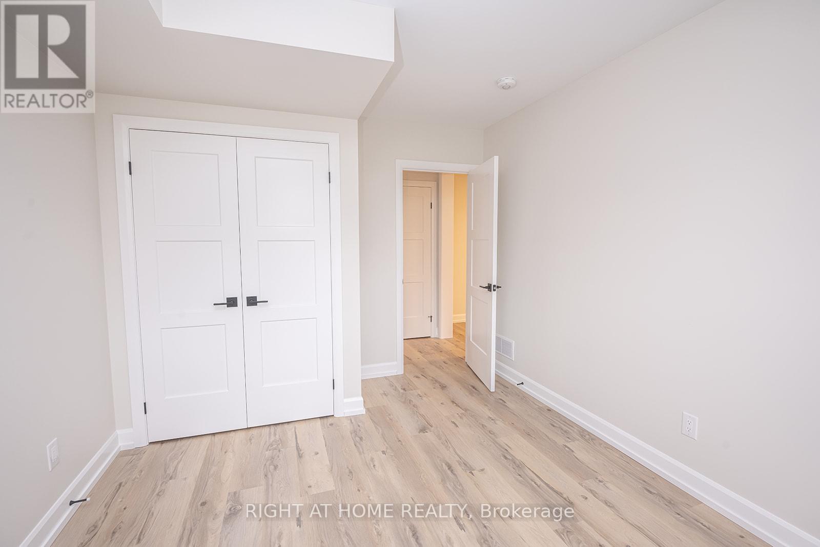 3909 Mitchell Crescent, Fort Erie, Ontario  L0S 1S0 - Photo 13 - X12263600