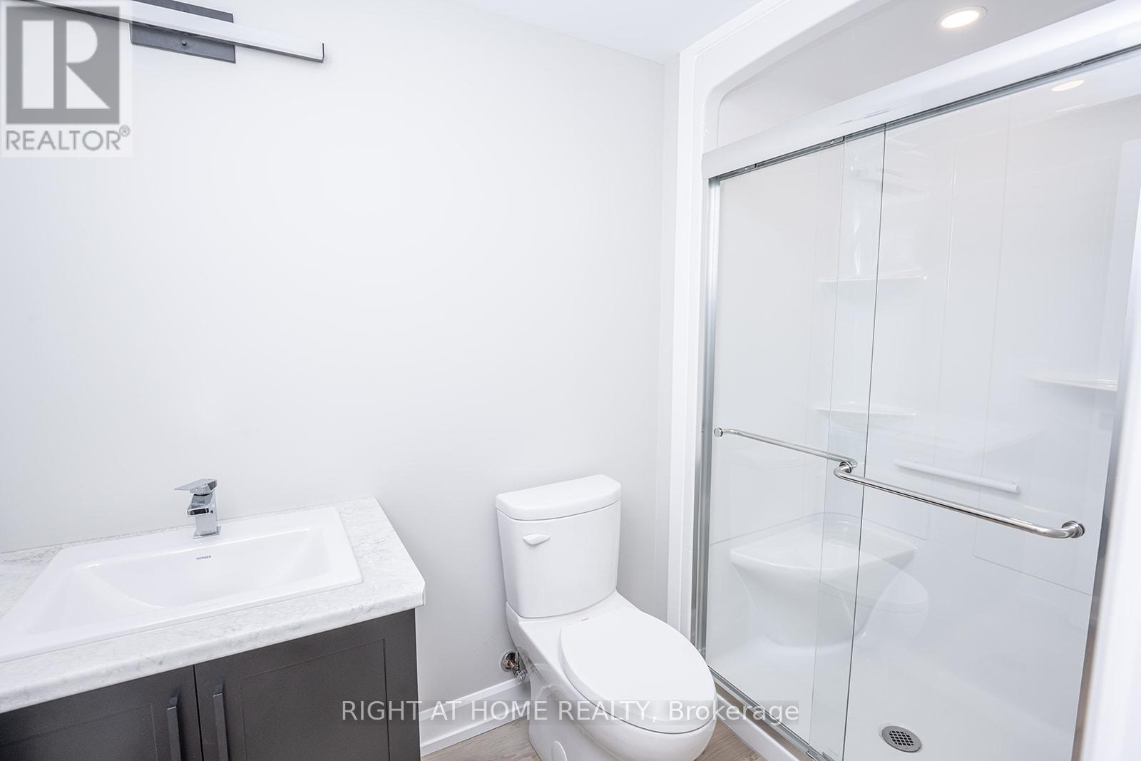 3909 Mitchell Crescent, Fort Erie, Ontario  L0S 1S0 - Photo 14 - X12263600