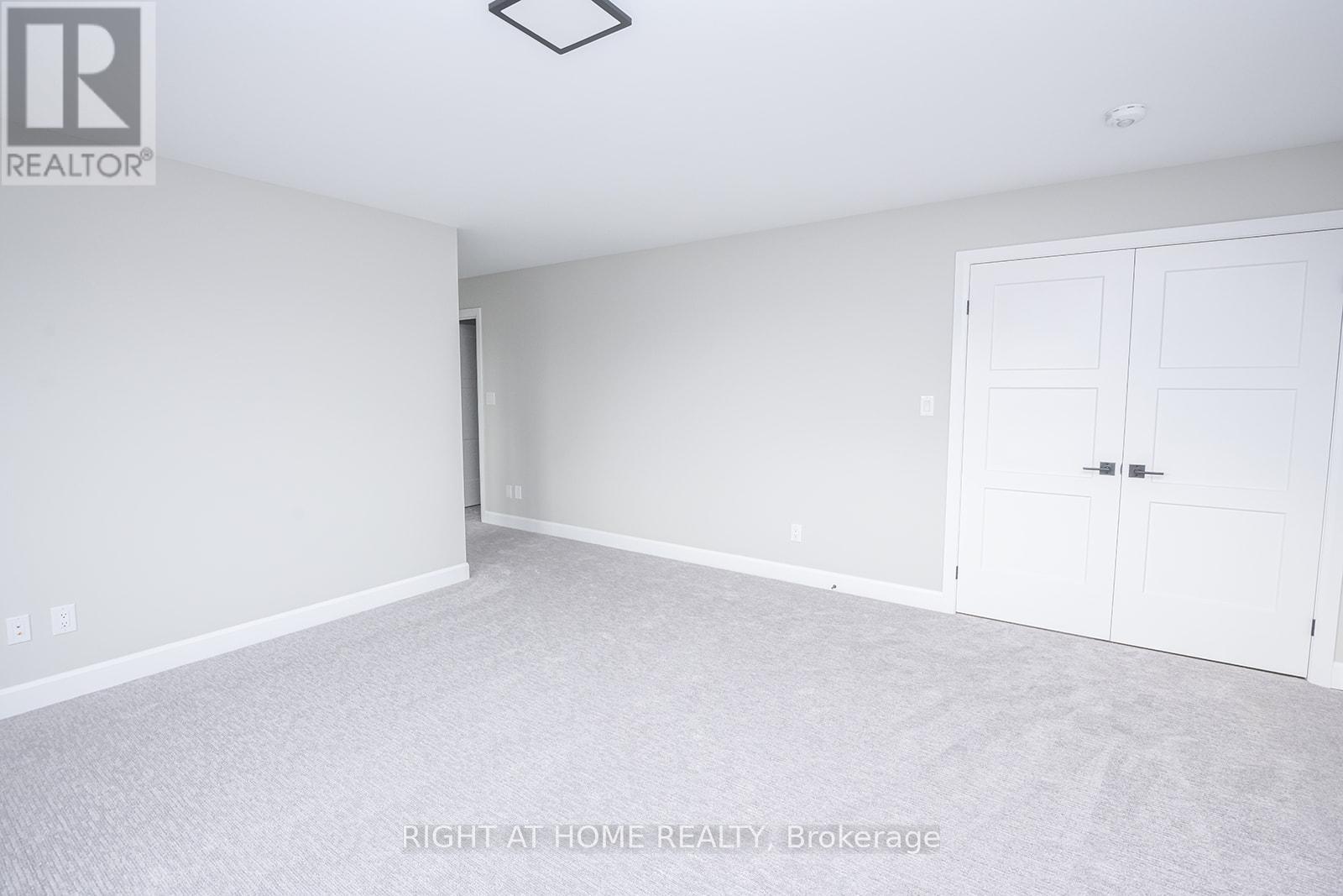 3909 Mitchell Crescent, Fort Erie, Ontario  L0S 1S0 - Photo 17 - X12263600