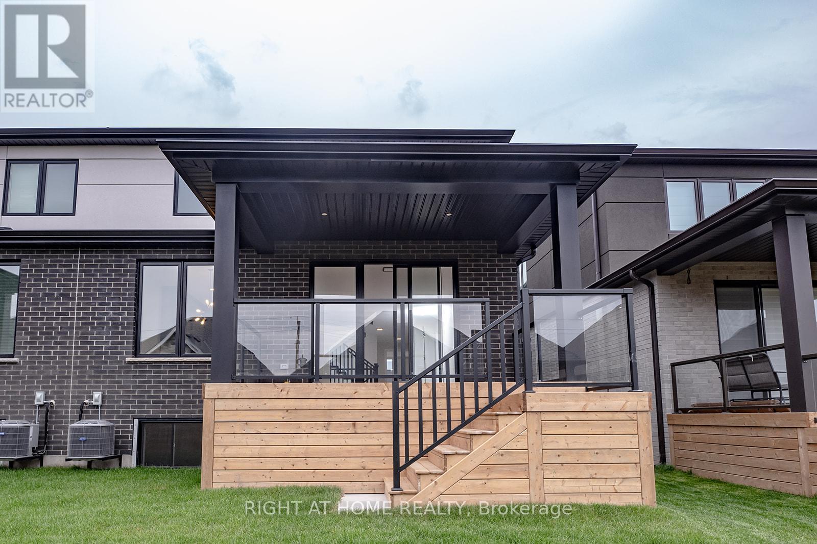 3909 Mitchell Crescent, Fort Erie, Ontario  L0S 1S0 - Photo 7 - X12263600