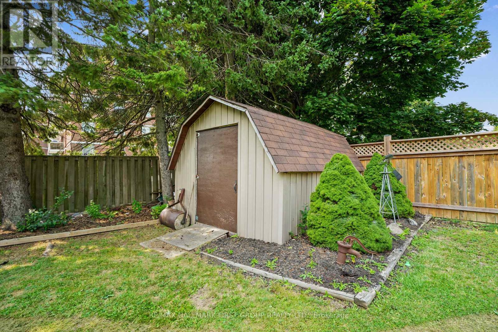57 Freeman Drive, Port Hope, Ontario  L1A 2E3 - Photo 33 - X12263652