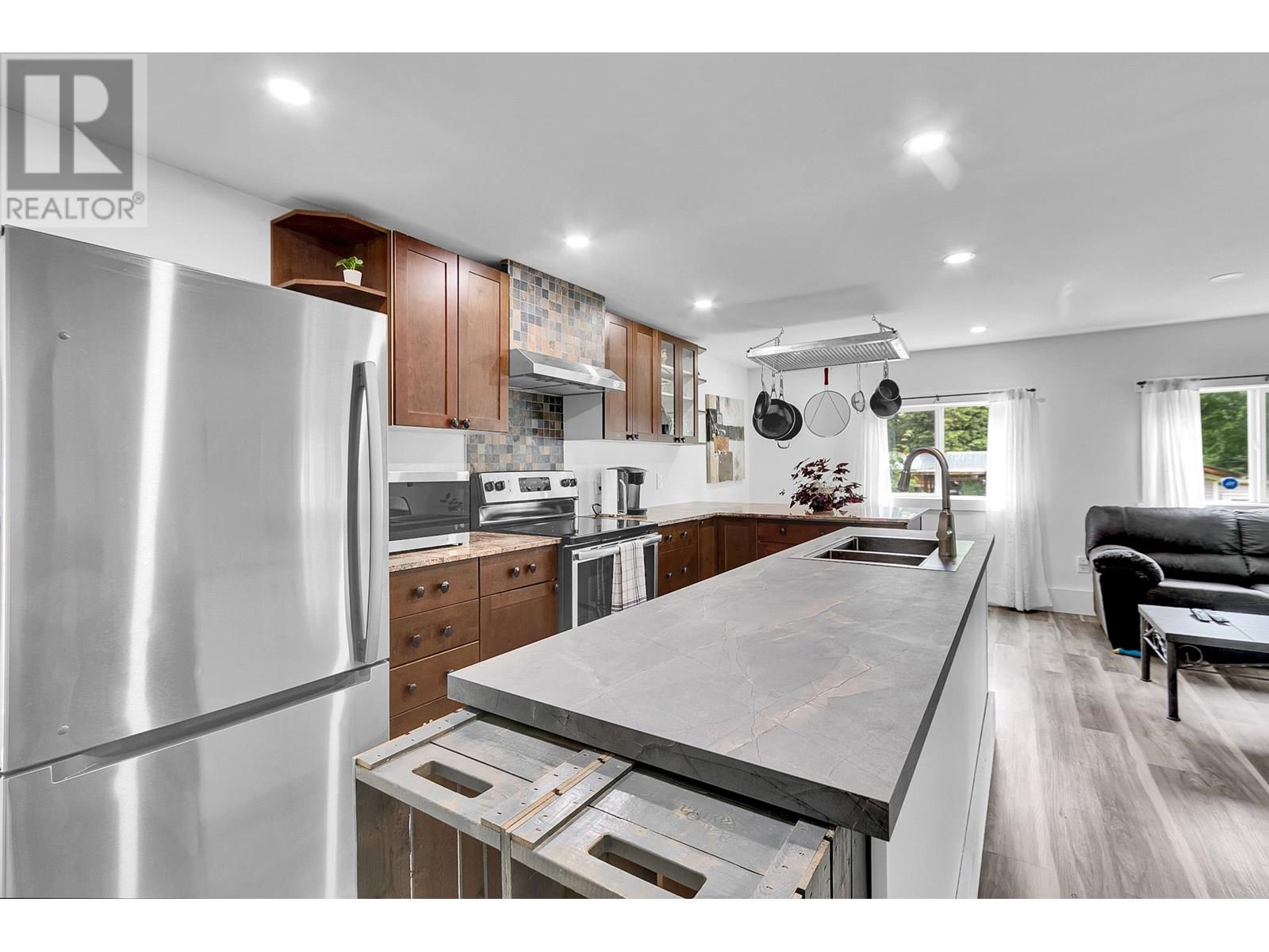 Property at 3940 BALSUM ROAD image 3