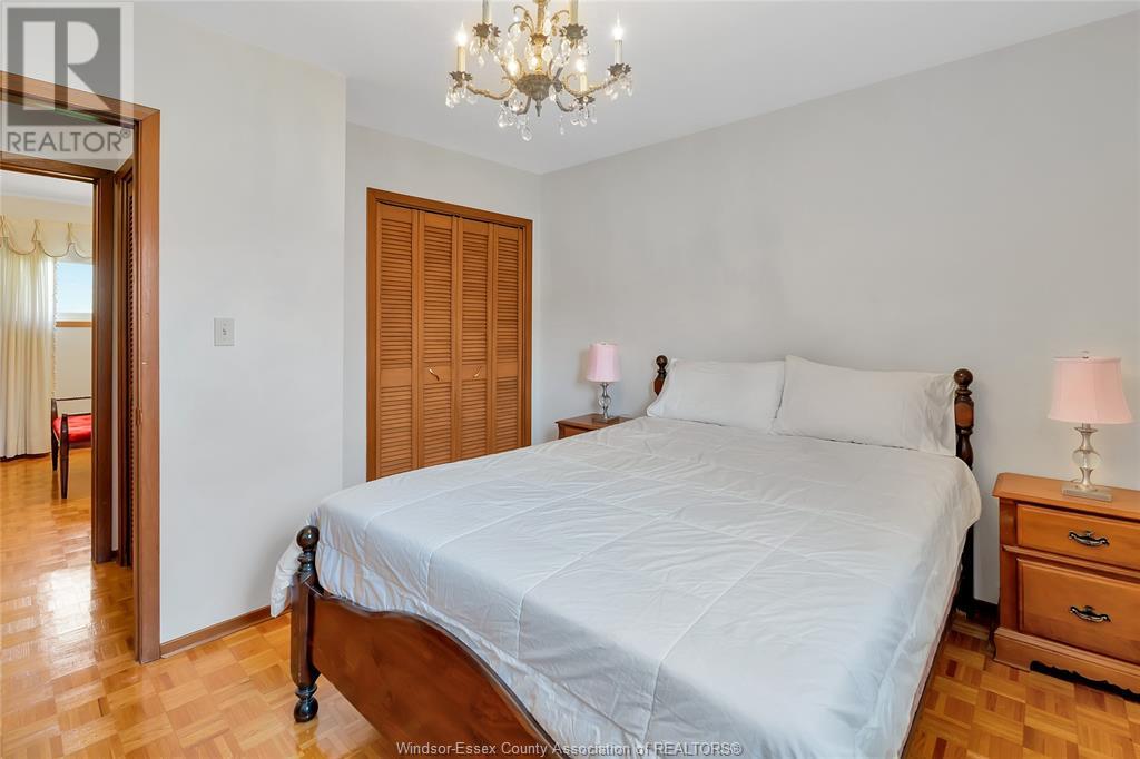 1689 Shawnee, Tecumseh, Ontario  N8N 1S4 - Photo 14 - 25016937