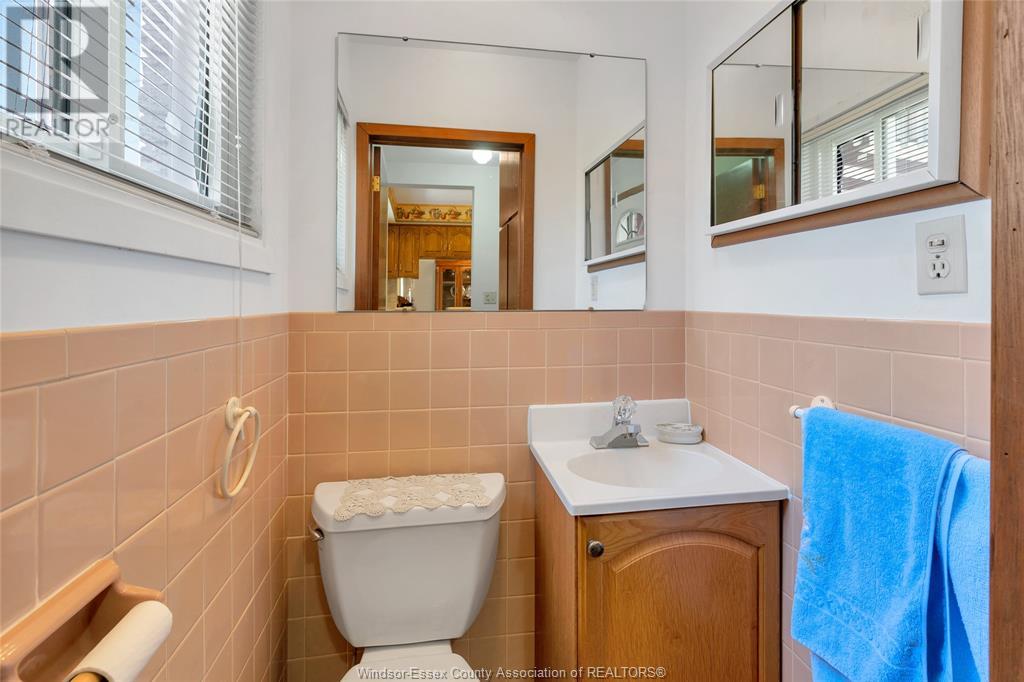 1689 Shawnee, Tecumseh, Ontario  N8N 1S4 - Photo 18 - 25016937