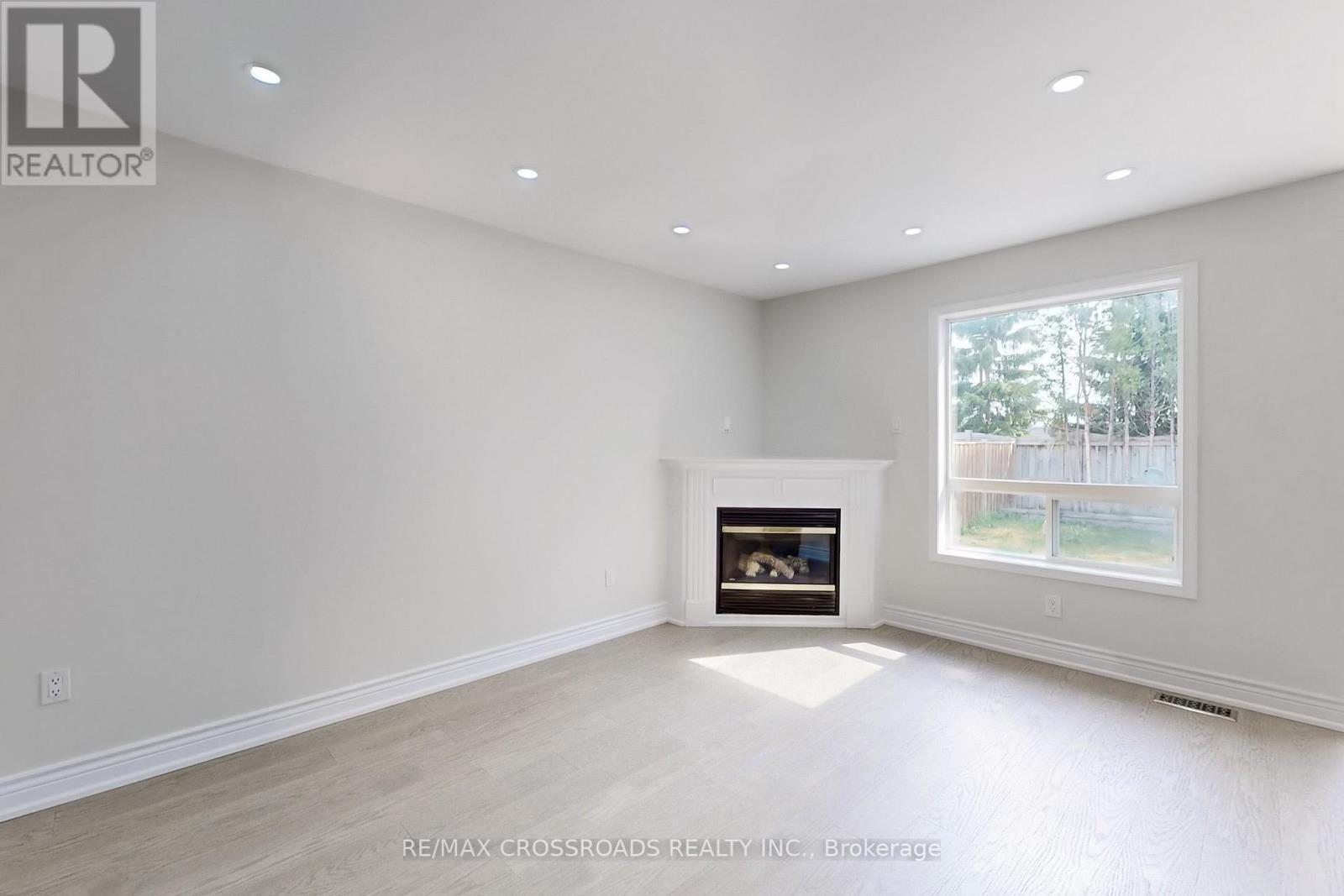 Property at 29 REGATTA CRESCENT image 4