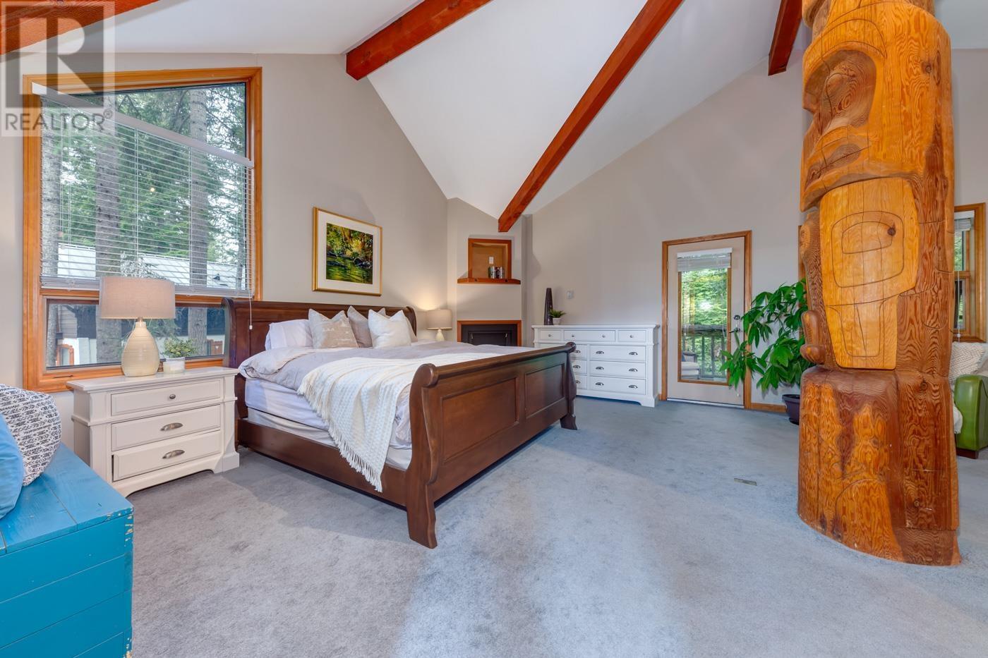 8505 Matterhorn Drive, Whistler, British Columbia  V8E 0G1 - Photo 14 - R3022032