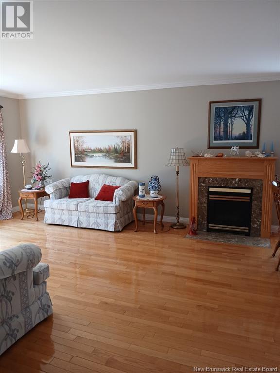 Property at 32 Barbara Court image 4