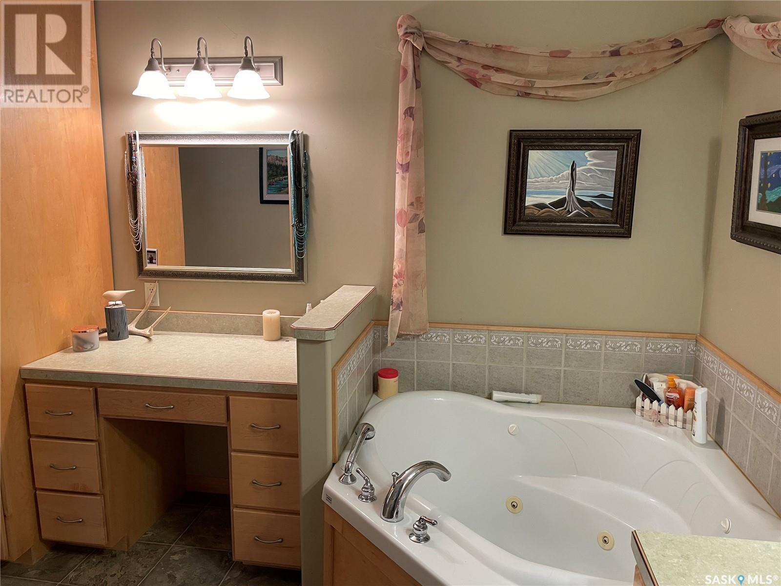 130 2nd Street E, Kincaid, Saskatchewan  S0H 2J0 - Photo 22 - SK007418