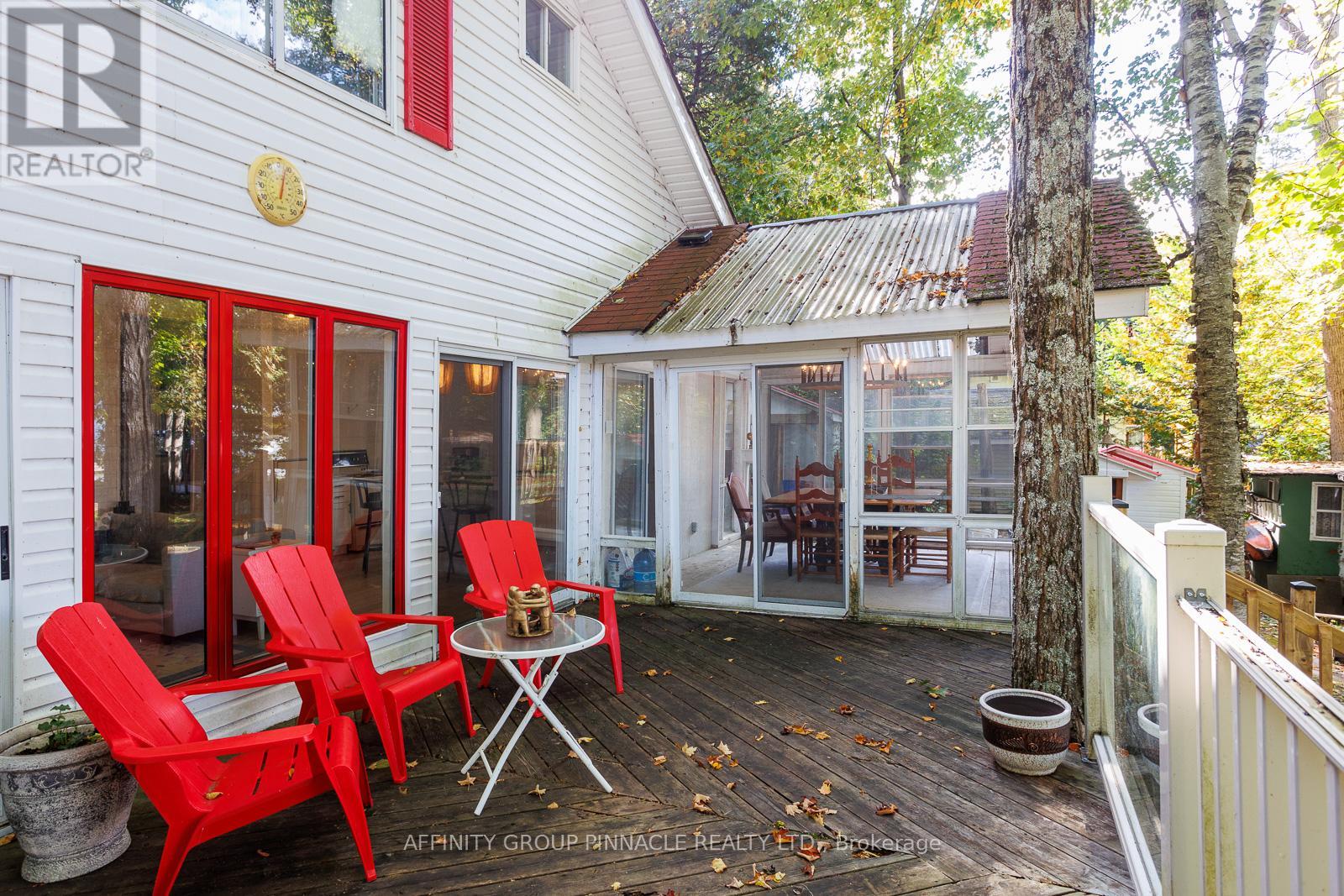 38 Dewey's Island Road, Kawartha Lakes, Ontario  K0M 1N0 - Photo 12 - X12263960