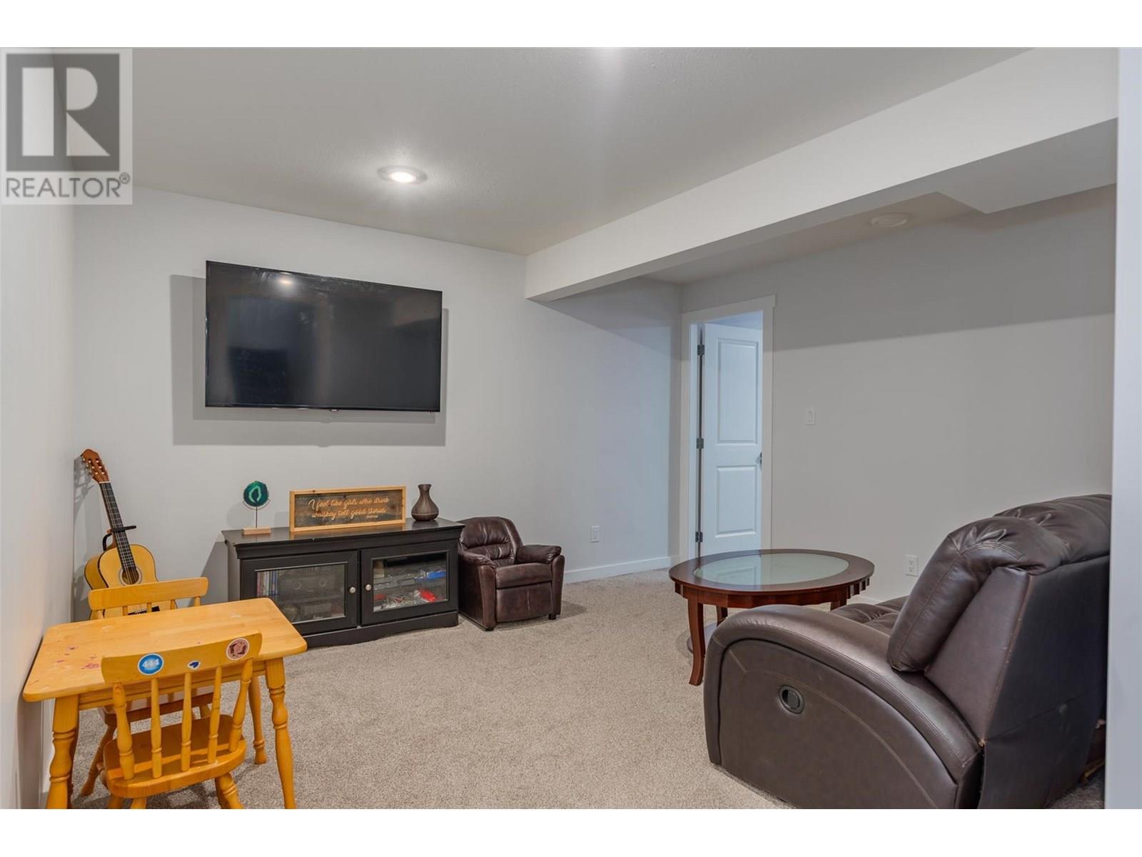 1508 Aspen Lane, Castlegar, British Columbia  V1N 4X8 - Photo 47 - 10354588