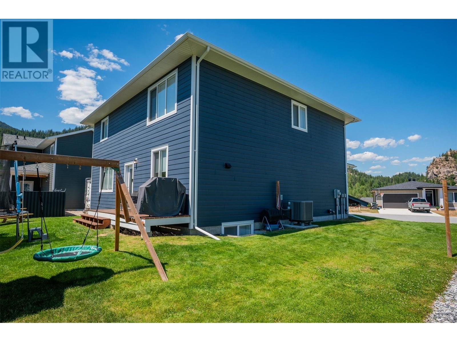 1508 Aspen Lane, Castlegar, British Columbia  V1N 4X8 - Photo 69 - 10354588