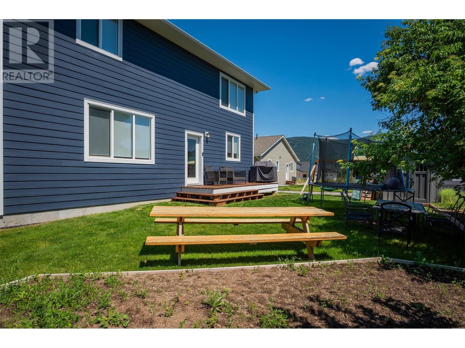 1508 Aspen Lane, Castlegar, British Columbia  V1N 4X8 - Photo 64 - 10354588