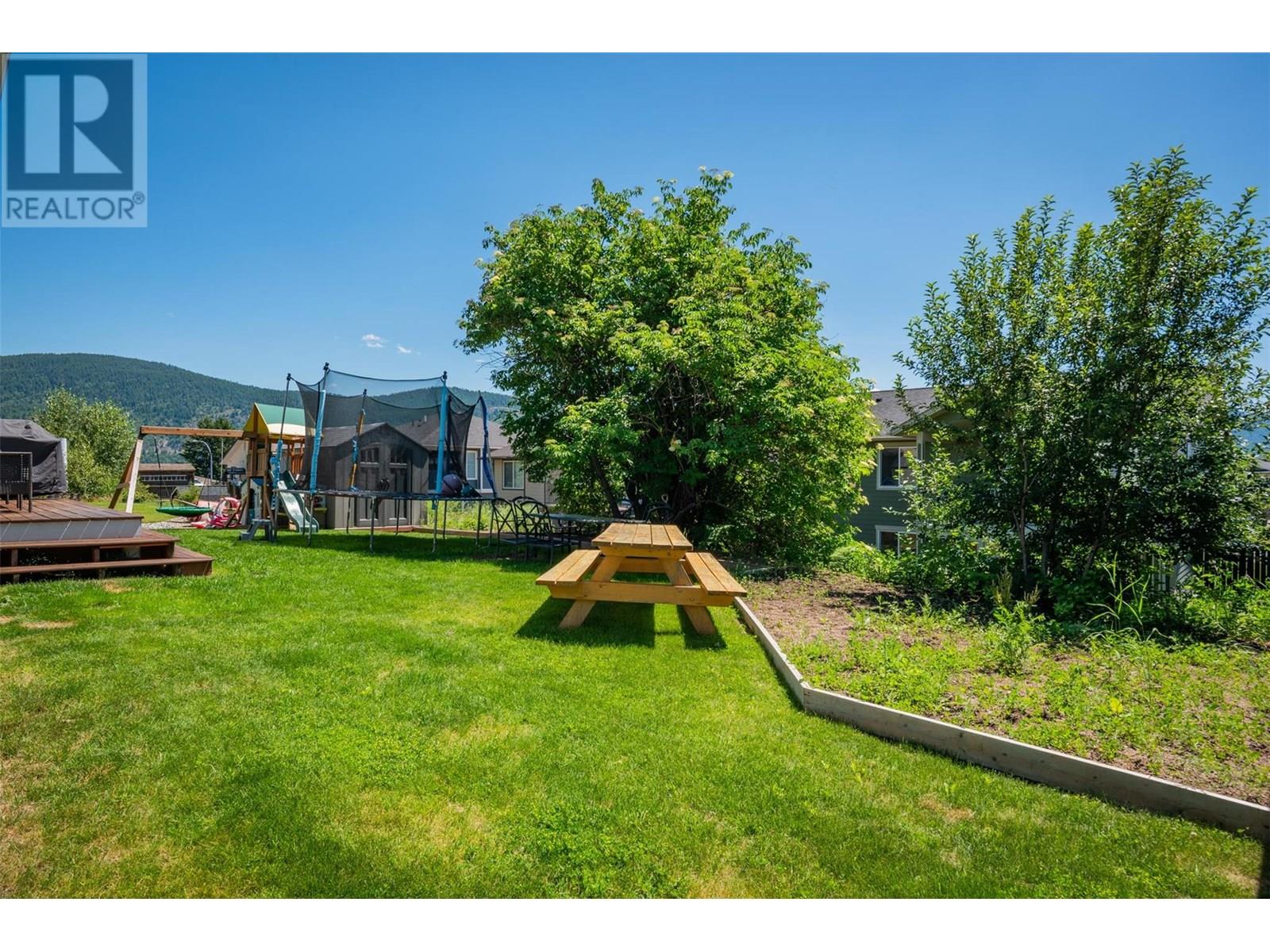 1508 Aspen Lane, Castlegar, British Columbia  V1N 4X8 - Photo 62 - 10354588