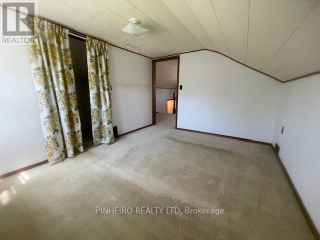 22566 Adelaide Street N, Strathroy-Caradoc (Mount Brydges), Ontario  N0L 1W0 - Photo 25 - X12263869