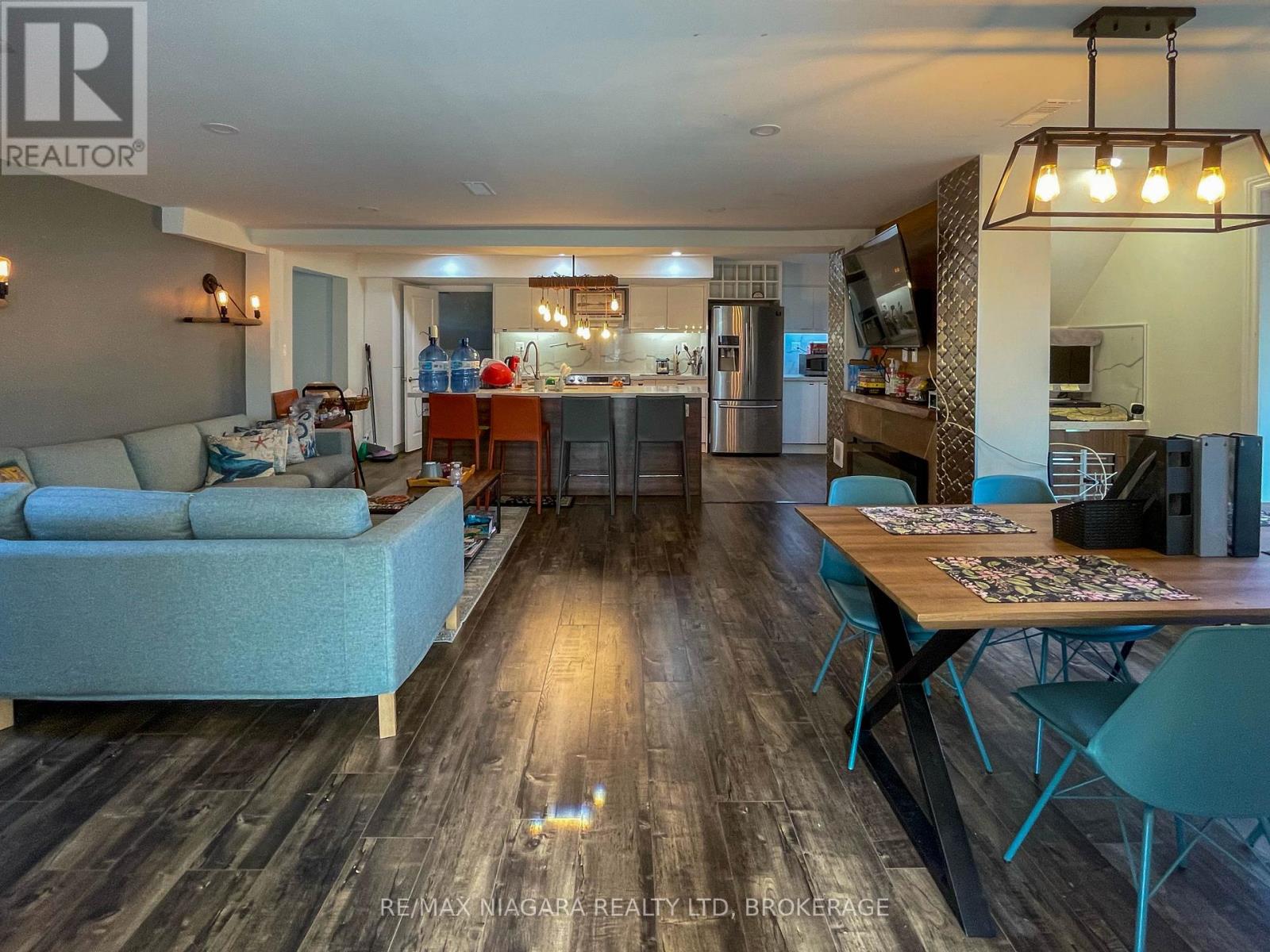 9959 Beck Road, Niagara Falls, Ontario  L2E 6S6 - Photo 4 - X12263961