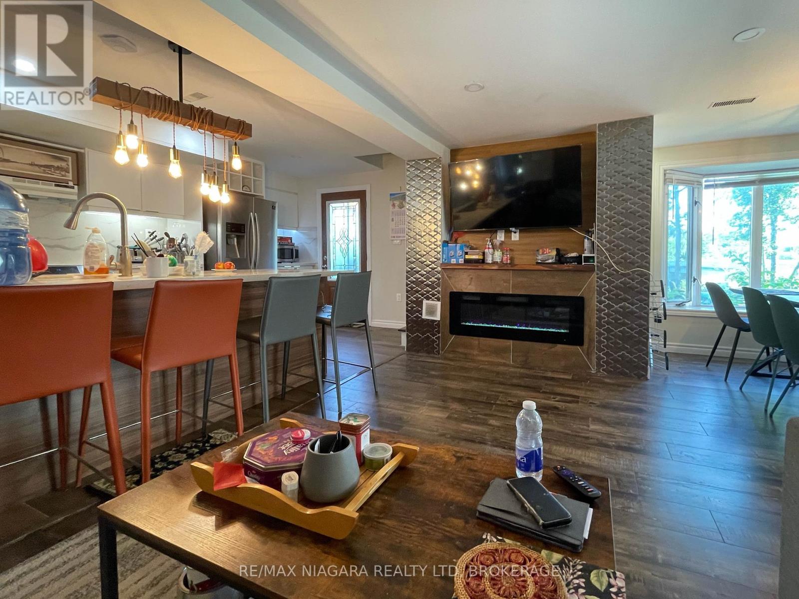 9959 Beck Road, Niagara Falls, Ontario  L2E 6S6 - Photo 7 - X12263961
