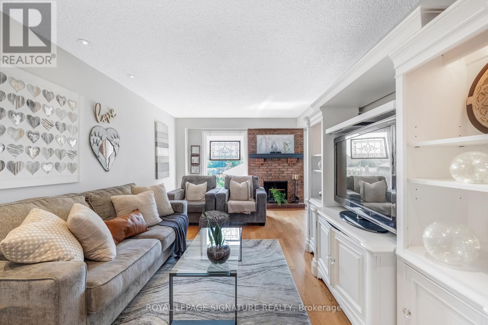 Property at 66 SPRINGHOUSE SQUARE image 5