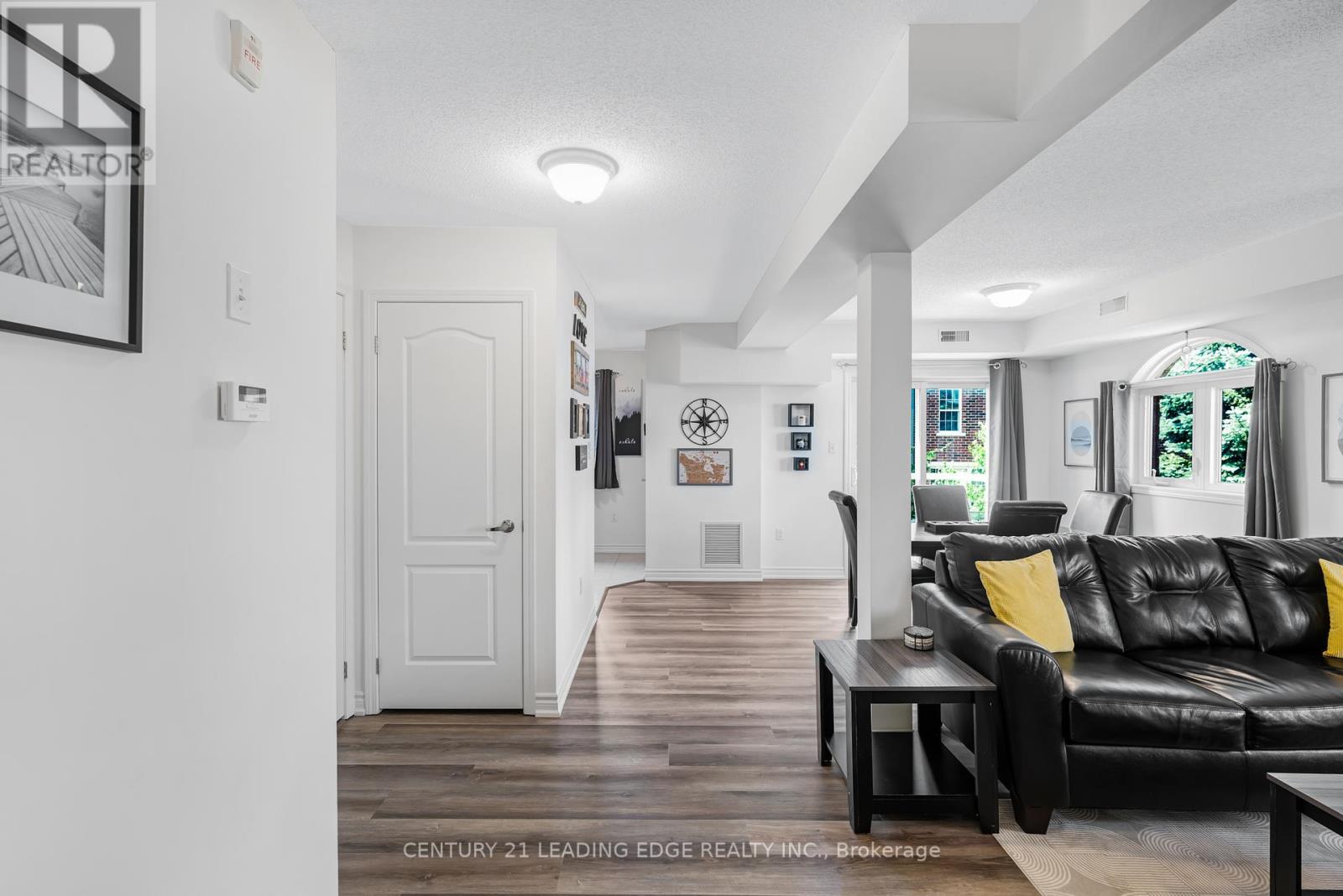 135 Syndenham Wells, Barrie, Ontario  L4M 0H3 - Photo 10 - S12263857