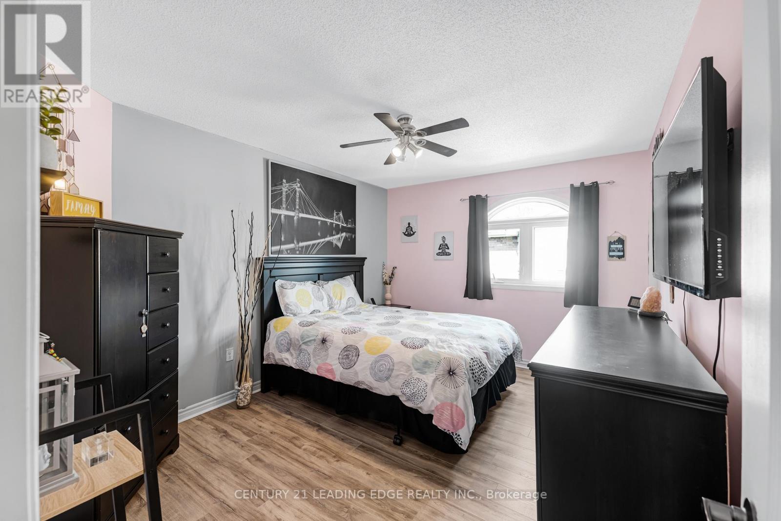 135 Syndenham Wells, Barrie, Ontario  L4M 0H3 - Photo 20 - S12263857