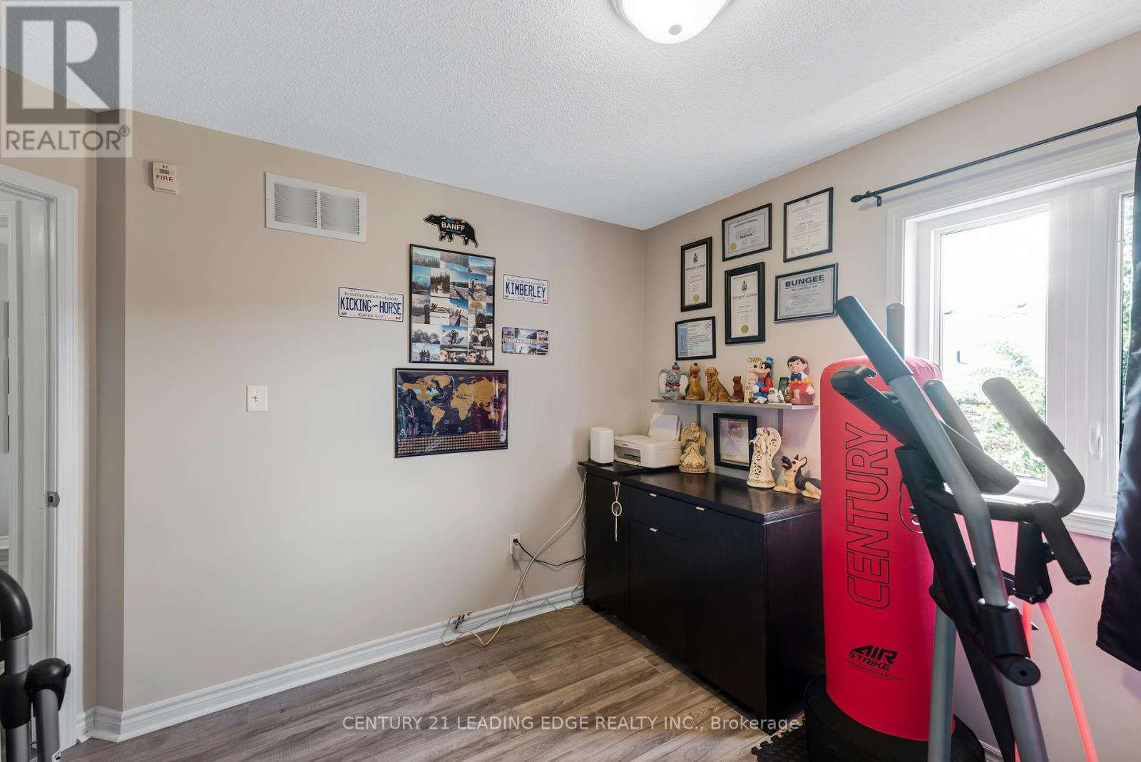 135 Syndenham Wells, Barrie, Ontario  L4M 0H3 - Photo 30 - S12263857