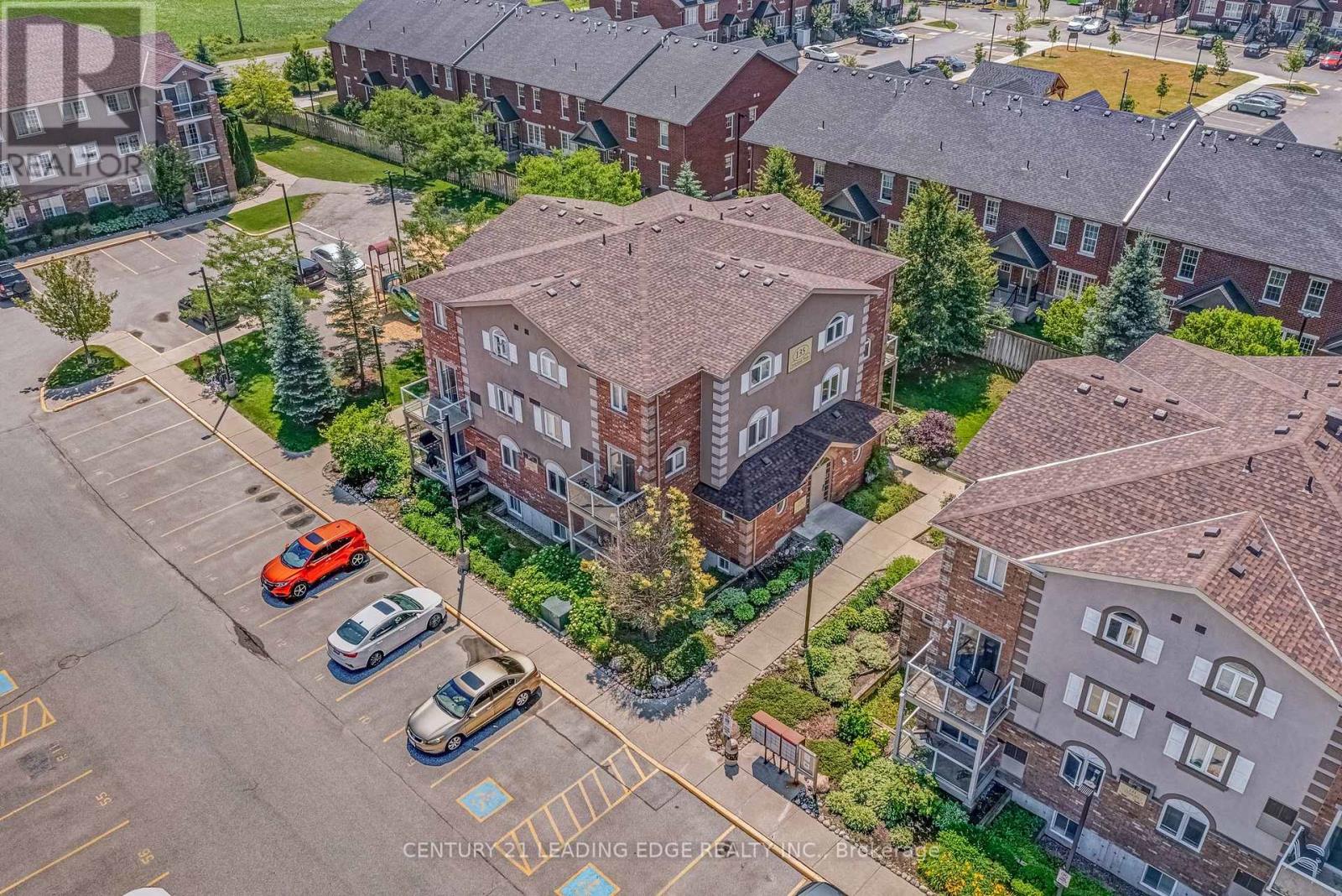 135 Syndenham Wells, Barrie, Ontario  L4M 0H3 - Photo 36 - S12263857