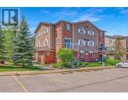 135 SYNDENHAM WELLS, Barrie, Ontario