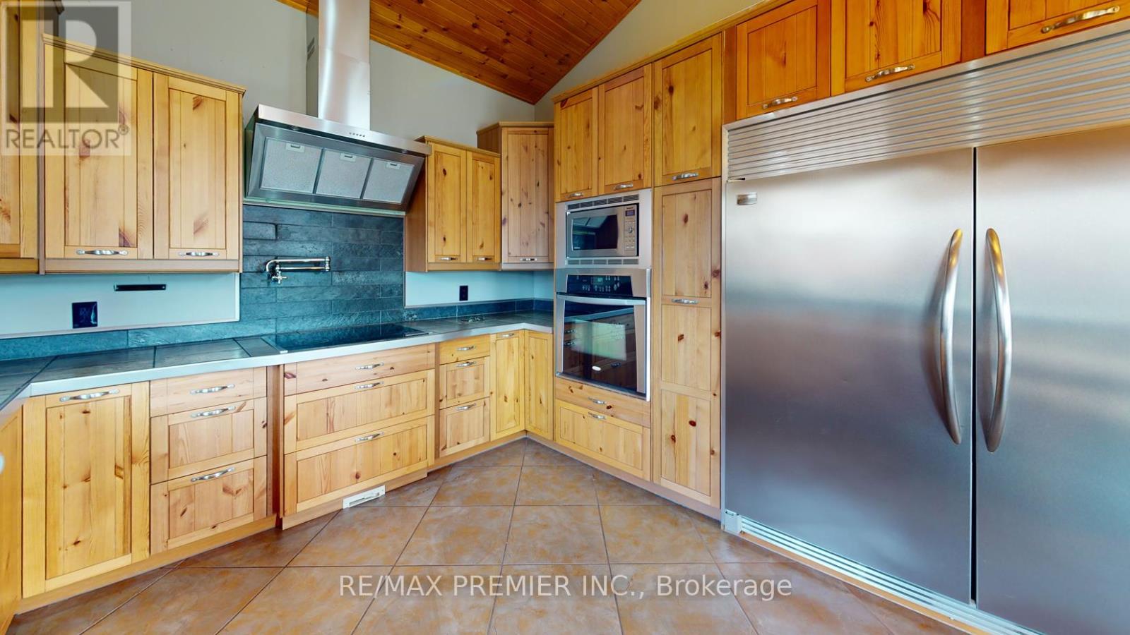 31 Paradise Boulevard, Ramara, Ontario  L0K 1B0 - Photo 14 - S12263872