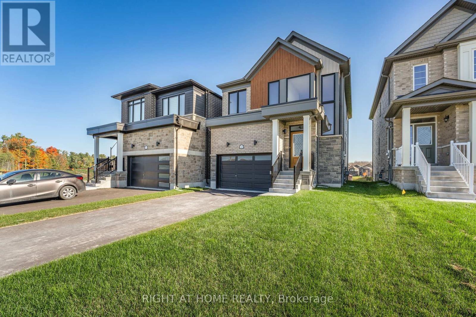 Property at 43 FEDERICA CRESCENT image 5