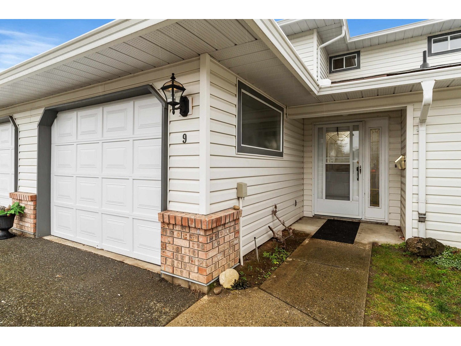 9 32165 7th Avenue, Mission, British Columbia  V2V 2A9 - Photo 3 - R3022991
