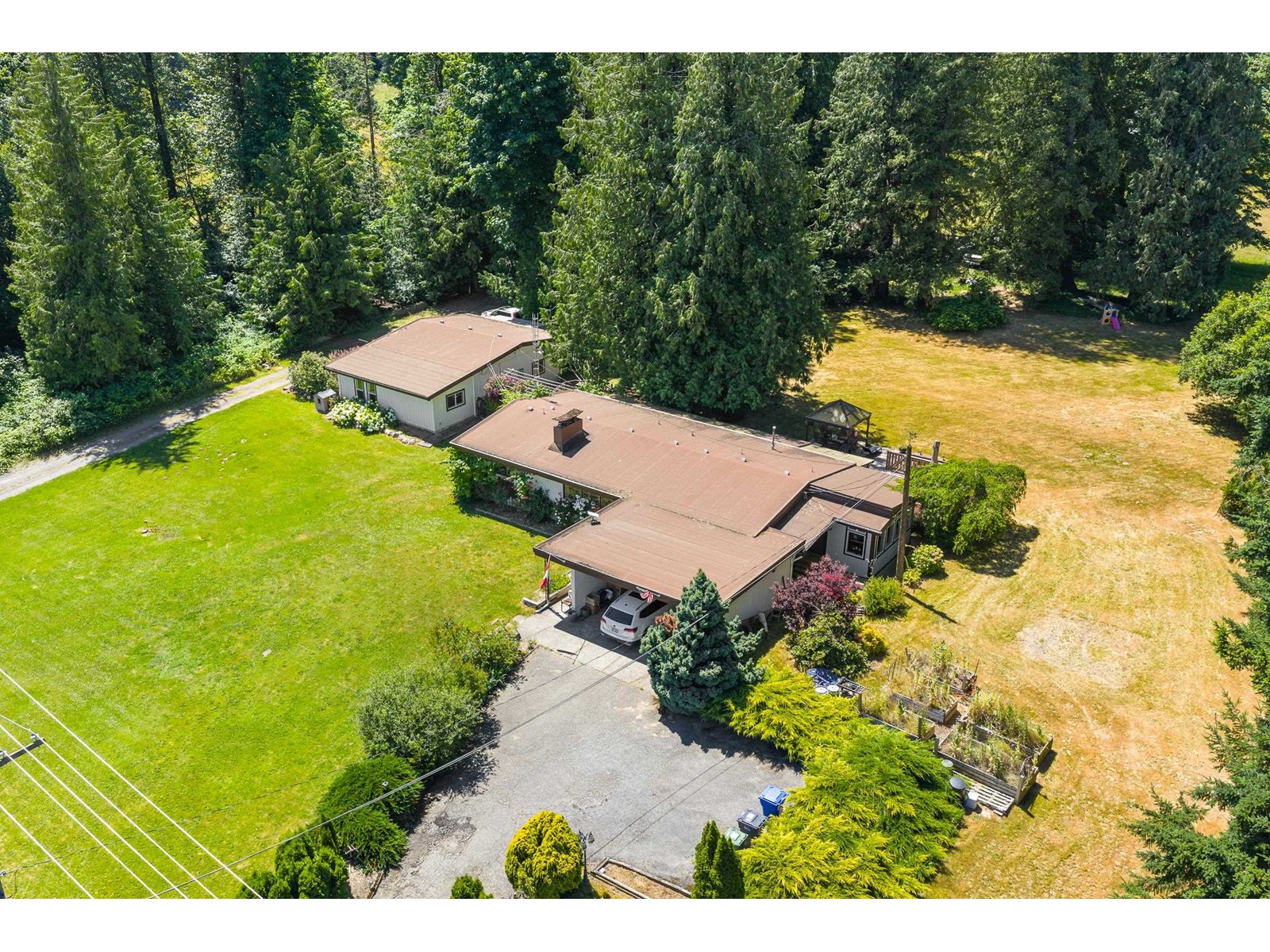 Property at 3759 BRADNER ROAD image 3