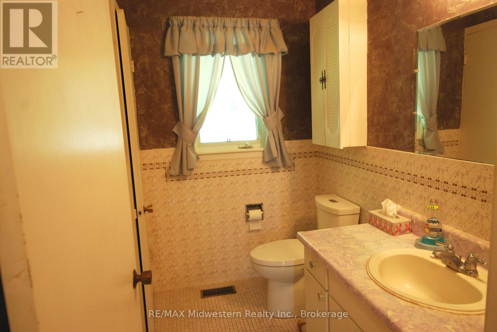 68 Elora Street N, Minto, Ontario  N0G 1M0 - Photo 13 - X12255745