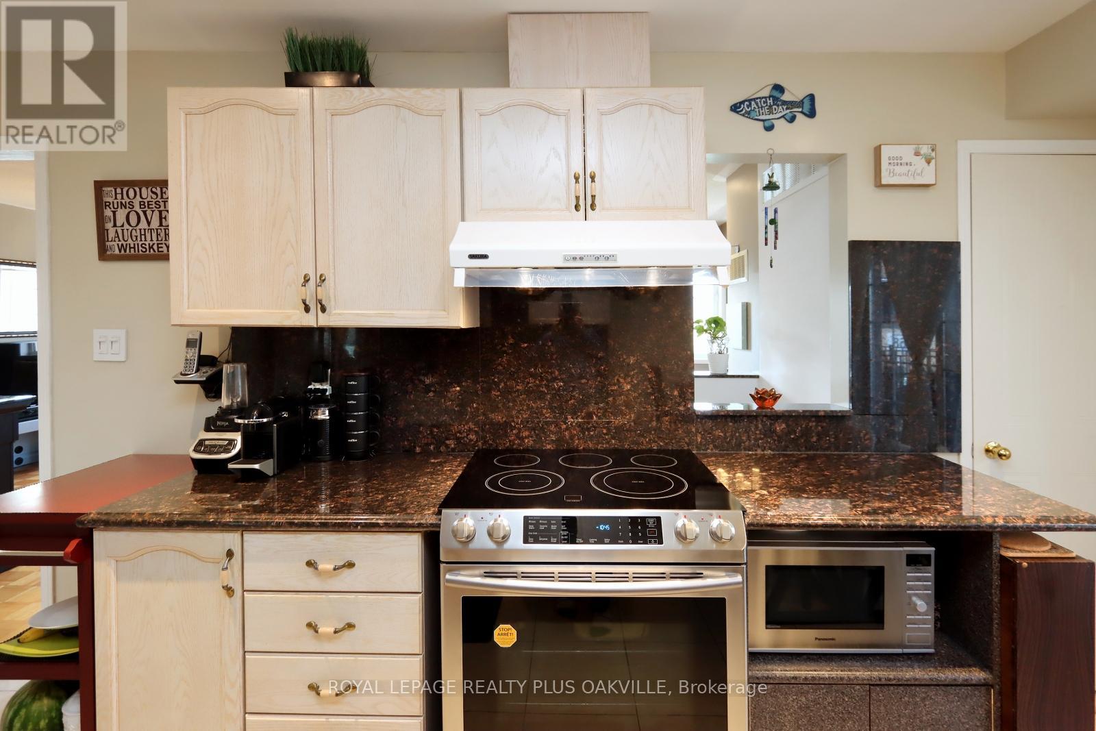 308 - 66 Sidney Belsey Crescent, Toronto (Weston), Ontario  M6M 5J4 - Photo 11 - W12263795