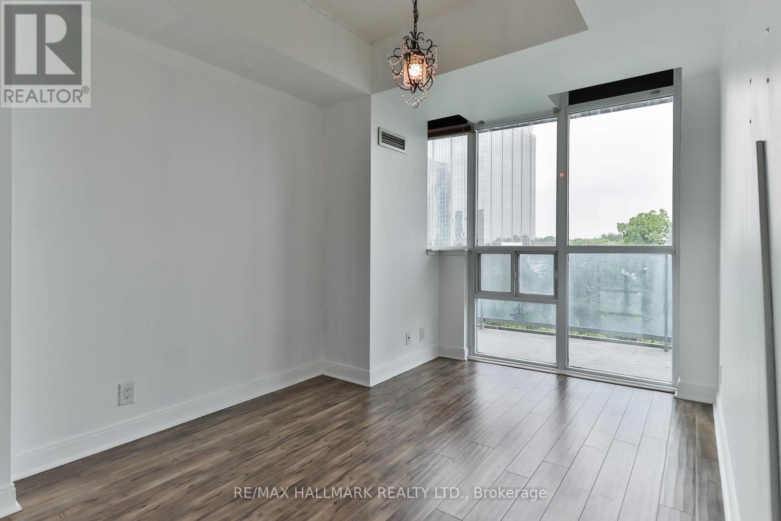 511 - 80 Absolute Avenue, Mississauga (City Centre), Ontario  L4Z 0A5 - Photo 5 - W12263908