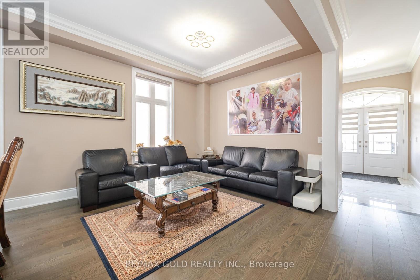 Property at 85 JAMES WALKER AVENUE image 5