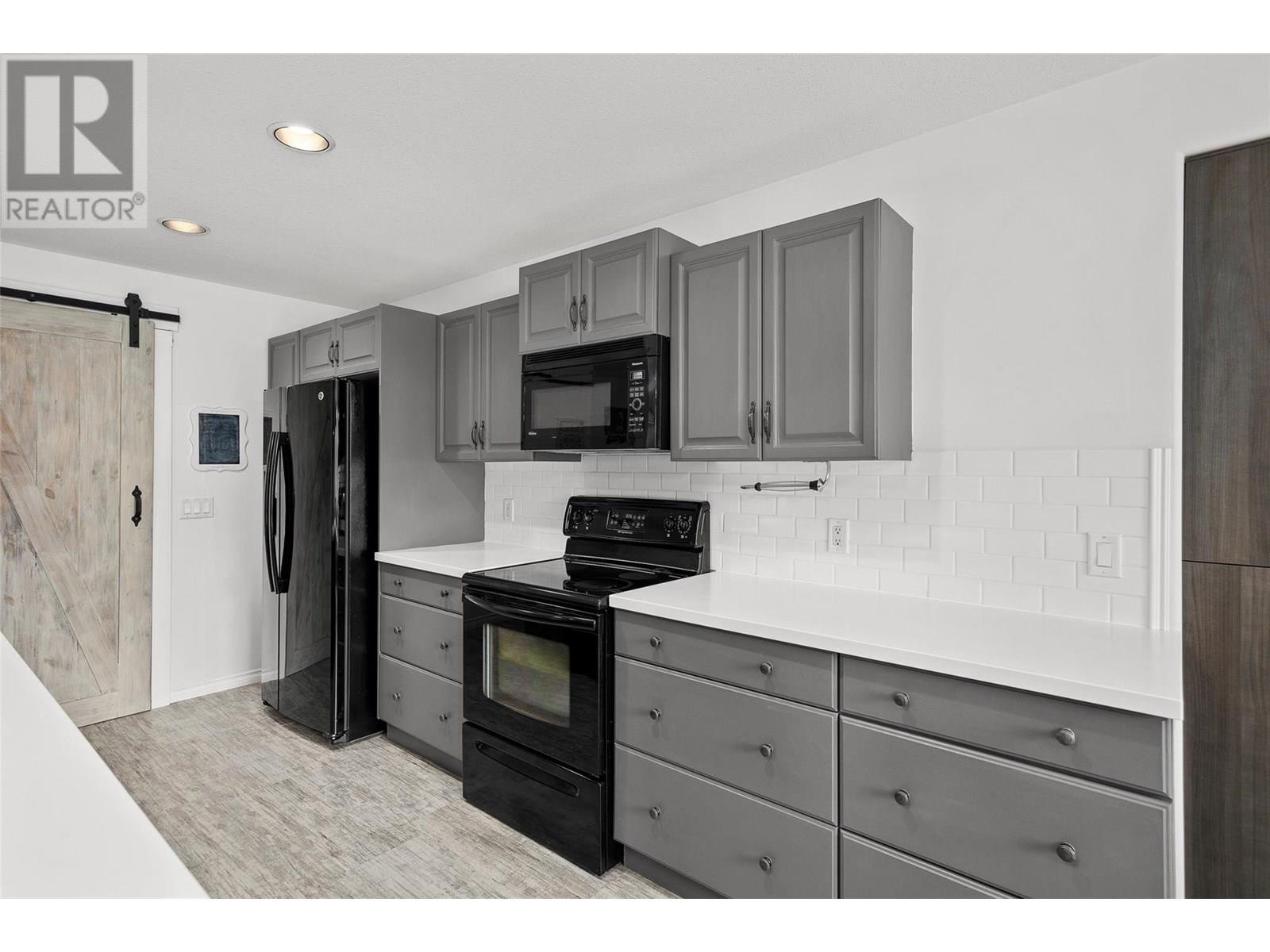 Property at 1503 Tanemura Crescent image 5