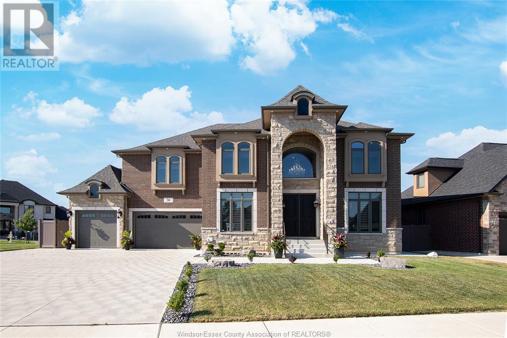 MLS# 25016968: 30 AUGUSTUS COURT, LaSalle, Canada