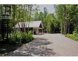 85 Kent-Lodge Street, bathurst, New Brunswick