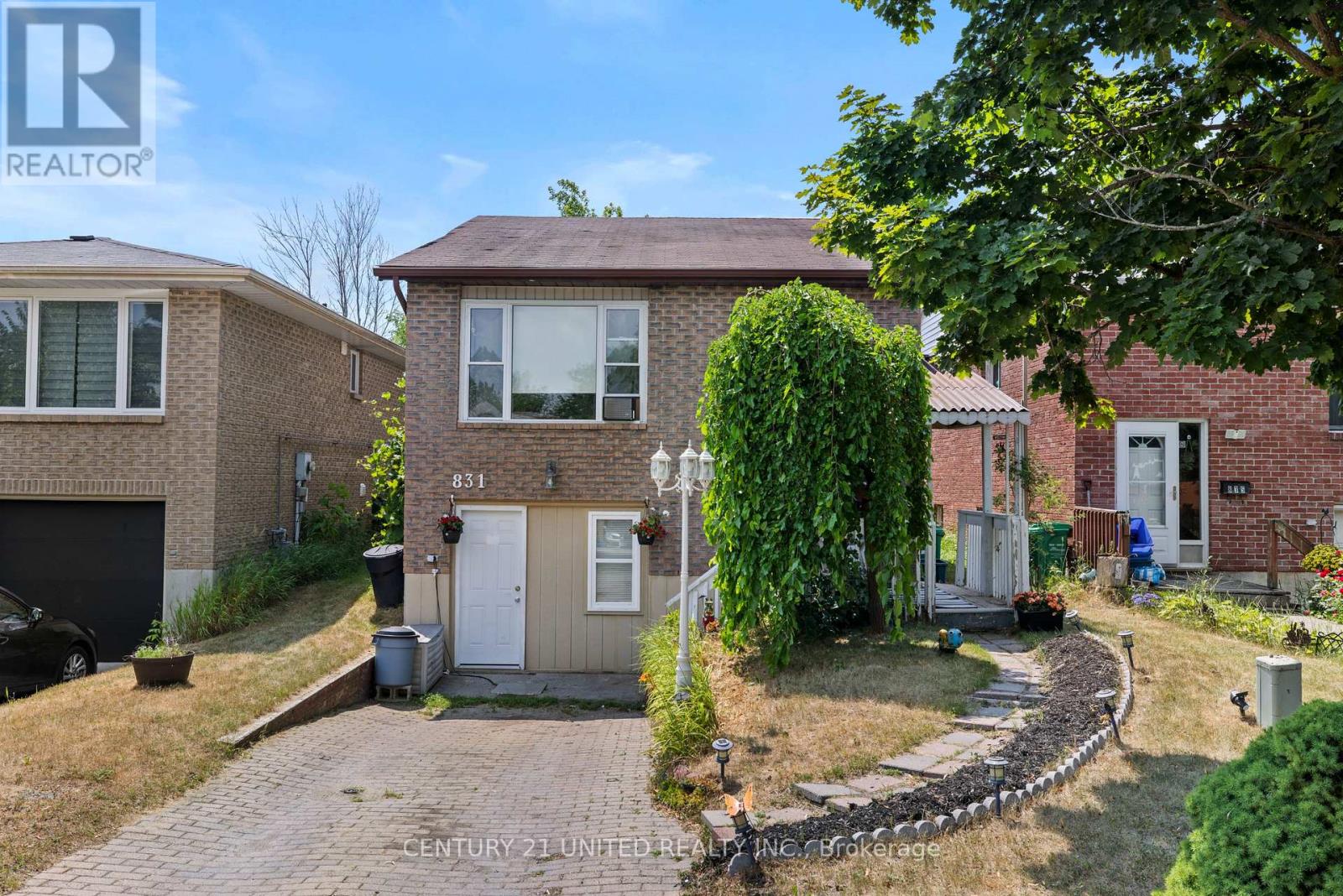 Property at 831 MOUNTAIN ASH ROAD image 1