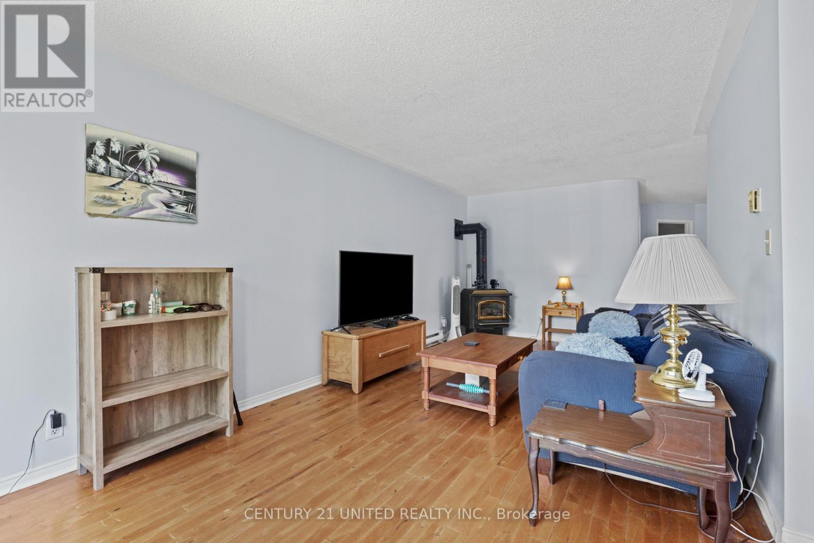 Property at 831 MOUNTAIN ASH ROAD image 5
