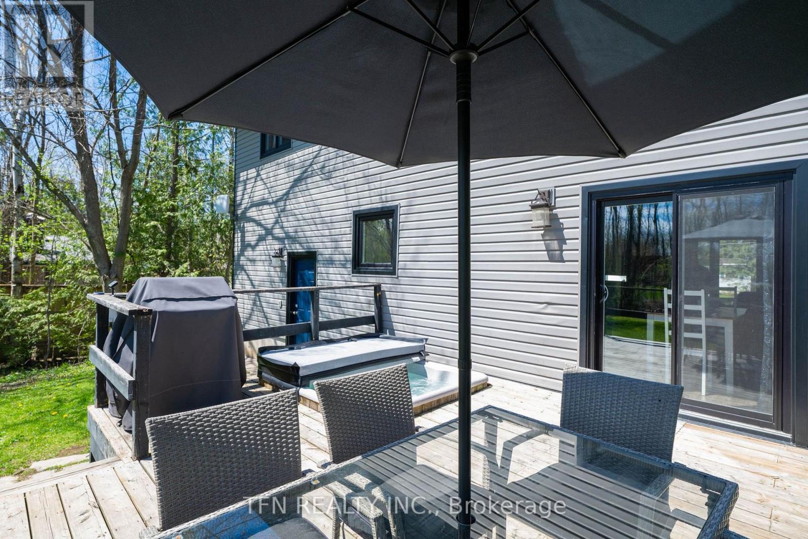 4 Pinewood Boulevard, Kawartha Lakes (Carden), Ontario  K0M 2T0 - Photo 29 - X12263790