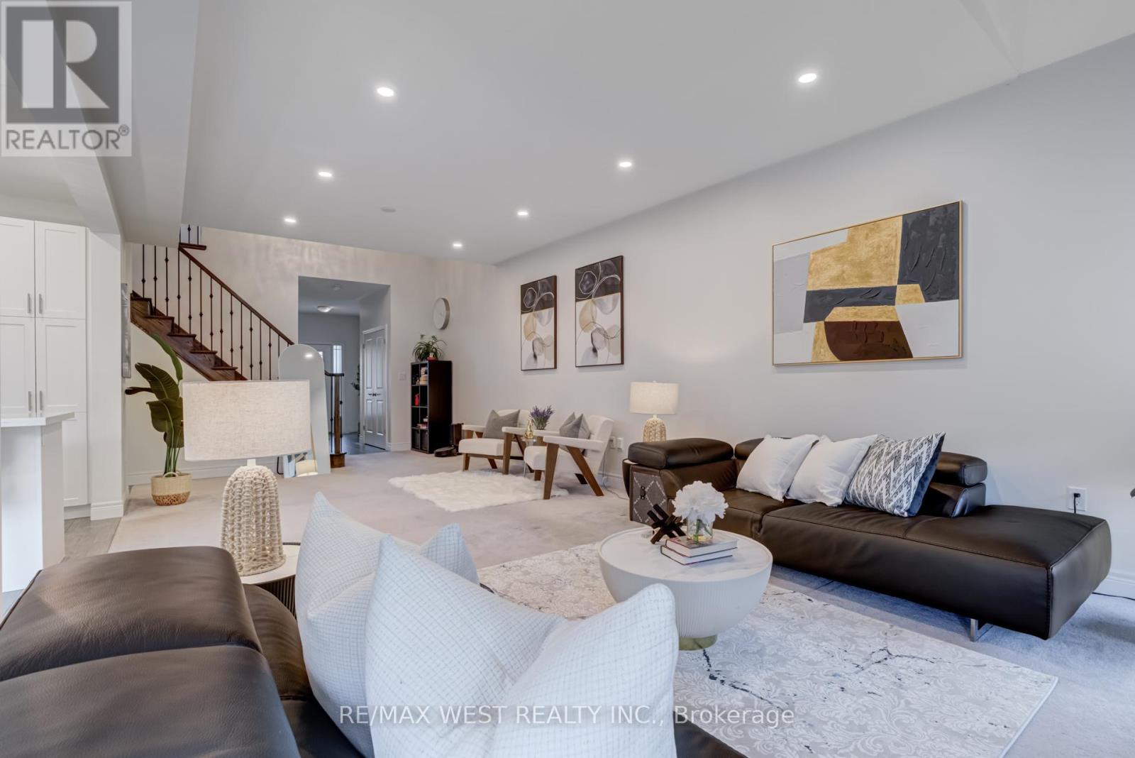 270 Dalgleish Trail, Hamilton, Ontario  L0R 1P0 - Photo 10 - X12263827