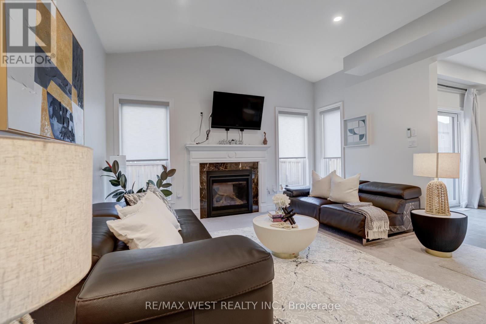 270 Dalgleish Trail, Hamilton, Ontario  L0R 1P0 - Photo 11 - X12263827